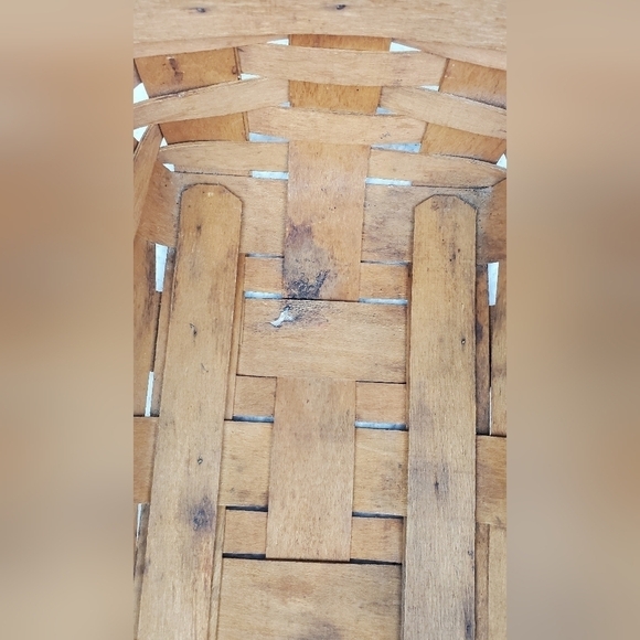 Longaberger Vintage Bread Basket - Picture 7 of 10